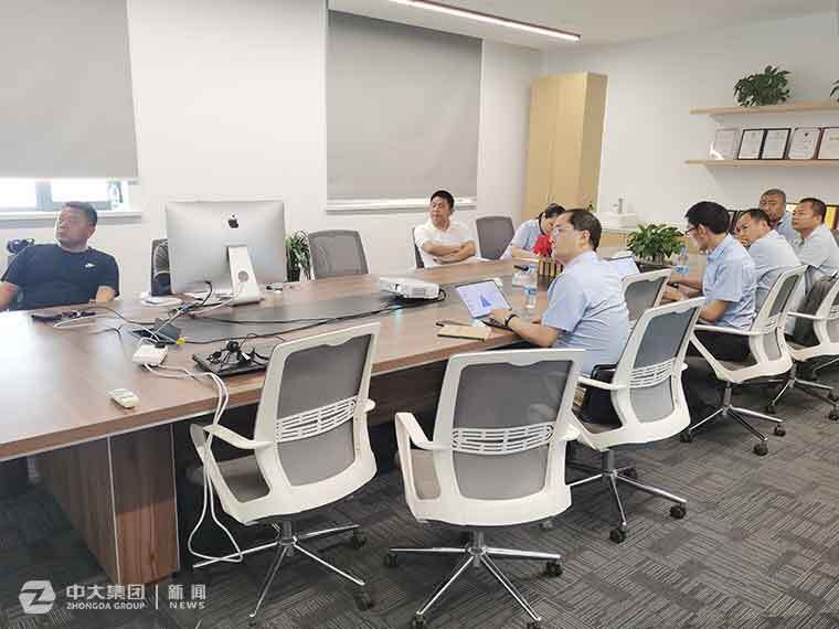 集團(tuán)公司董事長張洪運(yùn)蒞臨中通管道調(diào)研指導(dǎo)工作
